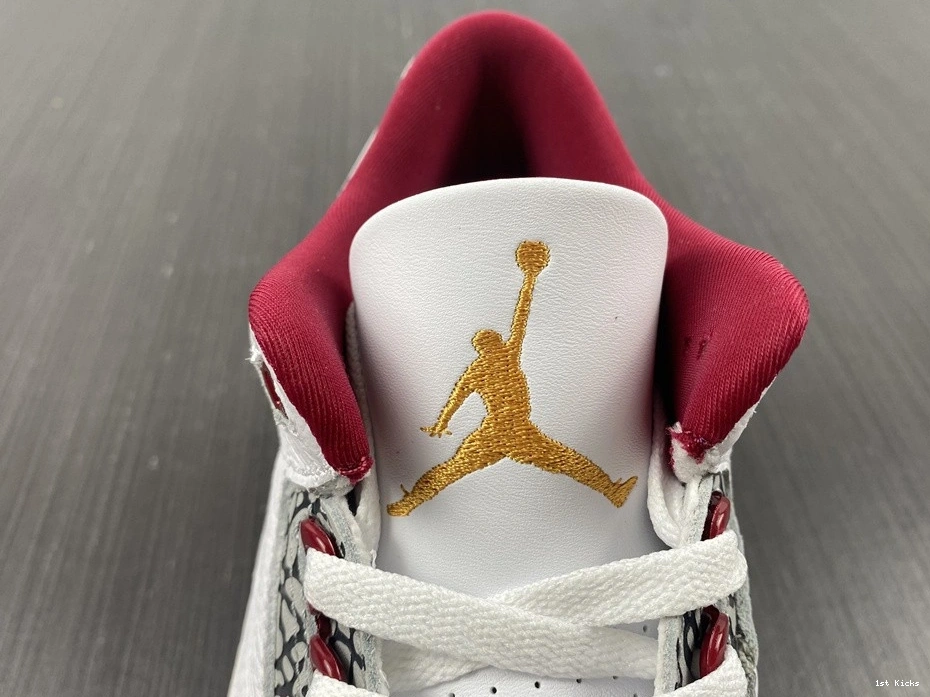 3 Red Cardinal Jordan Retro - CT8532-126 0126